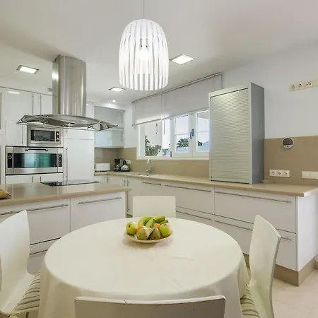 Вилла Perseidas *